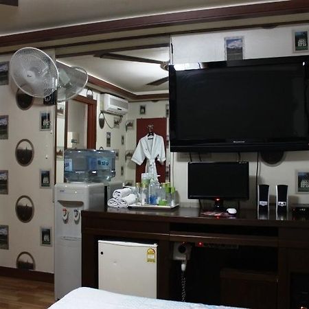 Picasso Motel Jongno 首爾 客房 照片