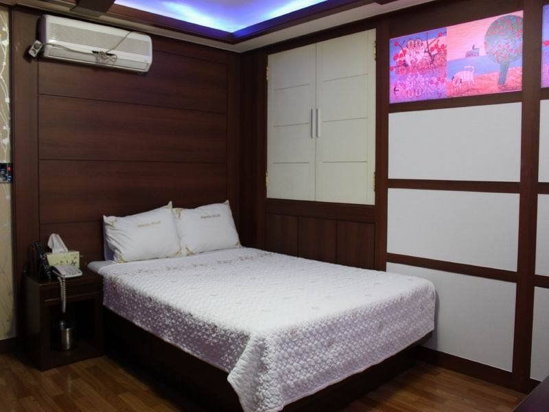 Picasso Motel Jongno 首爾 外观 照片