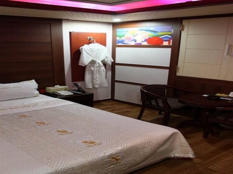 Picasso Motel Jongno 首爾 外观 照片